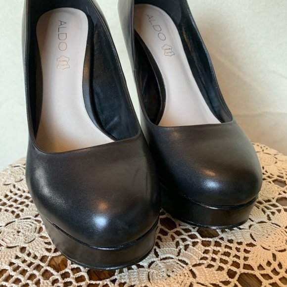 AlDO  black leather platforms heel. - Picture 3 of 7